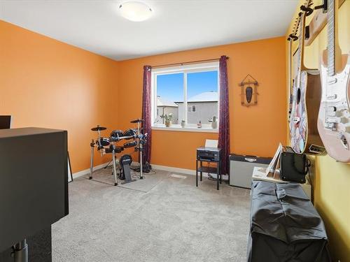 117 Kestrel Way, Winnipeg, MB 