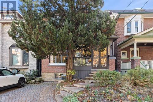 7 Juniper Avenue, Toronto, ON - Outdoor