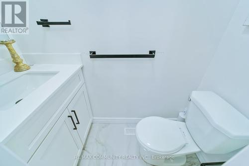 89 Hewitt Crescent, Ajax, ON - Indoor Photo Showing Bathroom