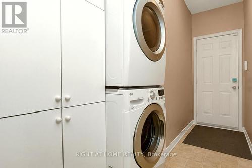 36 Sable Run Drive, Ottawa, ON - Indoor Photo Showing Laundry Room