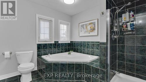 7159 Spyglass Crescent, Mississauga, ON - Indoor Photo Showing Bathroom