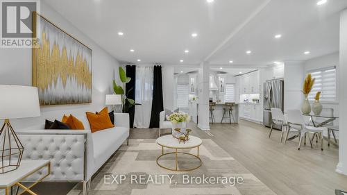 7159 Spyglass Crescent, Mississauga, ON - Indoor