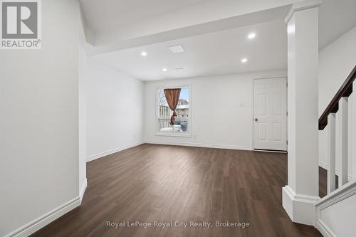 78 - 700 Paisley Road, Guelph (Willow West/Sugarbush/West Acres), ON - Indoor Photo Showing Other Room