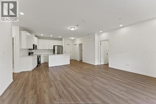1888 Westview Park Boulevard Unit# 114, Lasalle, ON - Indoor Photo Showing Kitchen