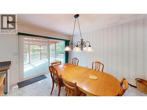 309 Skyline Road, Quesnel, BC - Indoor Photo Showing Dining Room