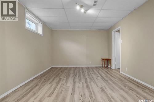 668 Grandview Street W, Moose Jaw, SK - Indoor Photo Showing Other Room