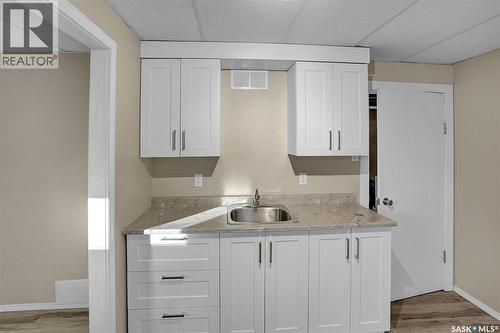 668 Grandview Street W, Moose Jaw, SK - Indoor