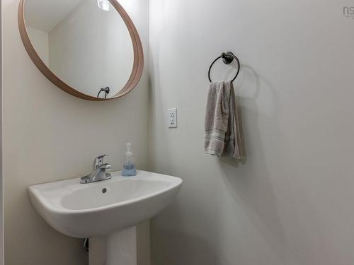 39 Sam Crescent, Elmsdale, NS 