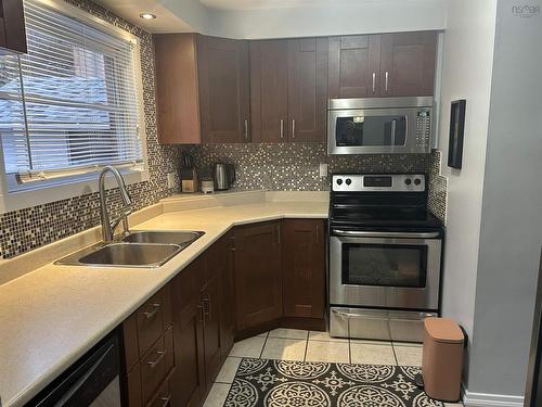 52 Regal Road, Dartmouth, NS 