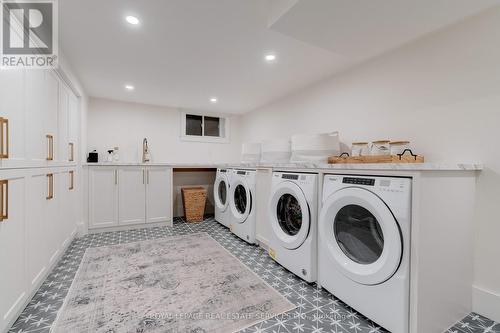41 Fairwood Place E, Burlington, ON - Indoor Photo Showing Laundry Room