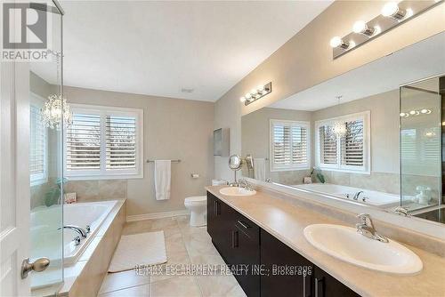 349 Valridge Drive, Hamilton, ON - Indoor Photo Showing Bathroom