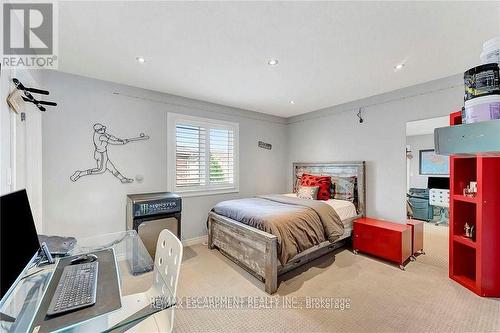 349 Valridge Drive, Hamilton, ON - Indoor Photo Showing Bedroom