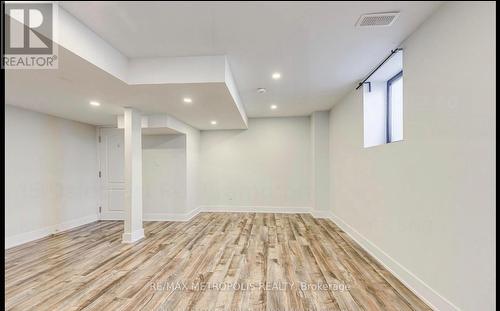 15 Dalecrest Road, Brampton, ON - Indoor