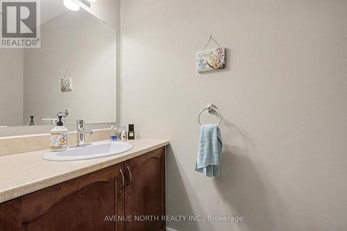 365 Cooks Mill Crescent, Ottawa, ON - Indoor Photo Showing Bathroom