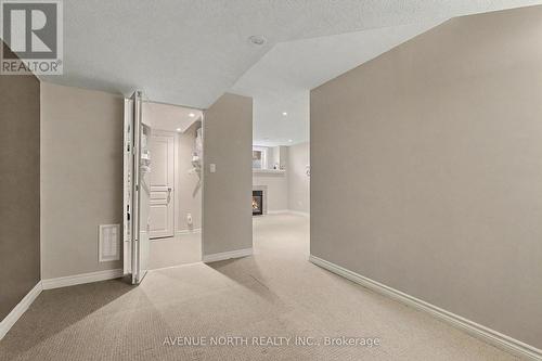 365 Cooks Mill Crescent, Ottawa, ON - Indoor Photo Showing Other Room