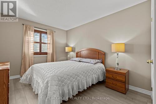 46 - 10 Isherwood Avenue, Cambridge, ON - Indoor Photo Showing Bedroom