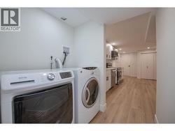 Suite laundry - 