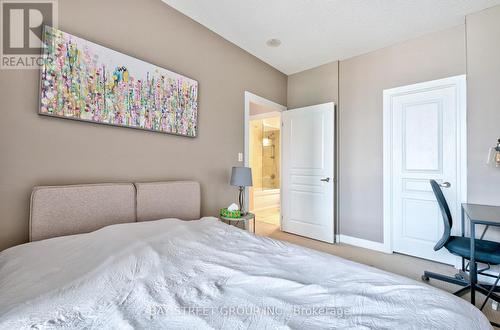 Uph3 - 1 Avondale Avenue, Toronto, ON - Indoor Photo Showing Bedroom