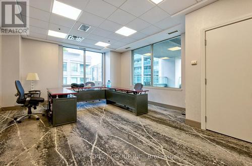 Uph3 - 1 Avondale Avenue, Toronto, ON - Indoor Photo Showing Other Room