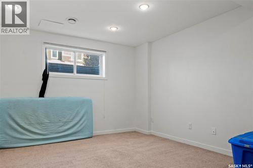 39 5702 Gordon Road, Regina, SK - Indoor Photo Showing Bedroom
