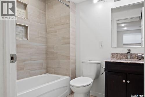 39 5702 Gordon Road, Regina, SK - Indoor Photo Showing Bathroom