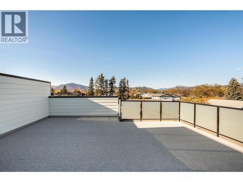 roof top patio ready for hot tub, gas, Tv, water, - 857 Kinnear Court, Kelowna, BC - Outdoor