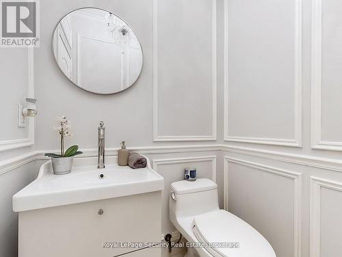 128 Daiseyfield Crescent, Vaughan, ON - Indoor Photo Showing Bathroom