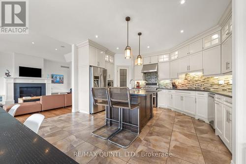 54 Settlers Landing Drive, Quinte West (Sidney Ward), ON - Indoor Photo Showing Kitchen With Upgraded Kitchen