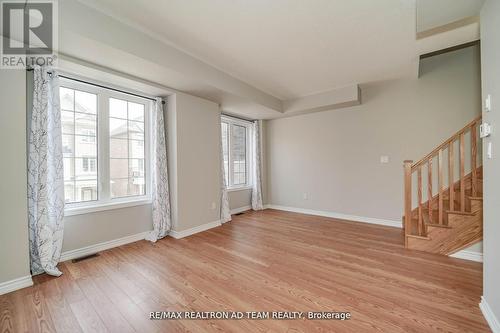 13 Hallmark Way, Whitby, ON - Indoor Photo Showing Other Room