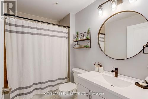 332 - 5010 Corporate Drive, Burlington, ON - Indoor Photo Showing Bathroom