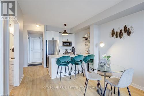 332 - 5010 Corporate Drive, Burlington, ON - Indoor Photo Showing Dining Room