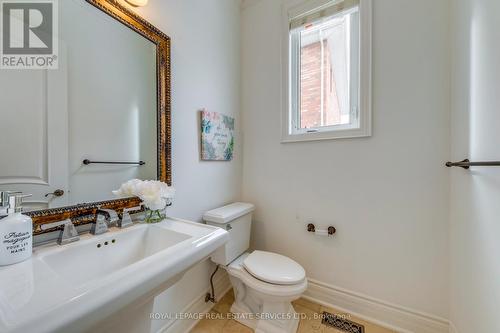 3341 Lakeshore Road, Burlington, ON - Indoor Photo Showing Bathroom