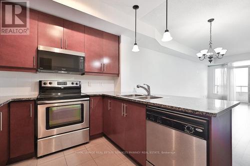 1606 - 1 Hurontario Street, Mississauga, ON - Indoor Photo Showing Kitchen With Double Sink