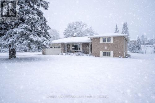 383 OLD SURREY LANE  Kawartha Lakes (Bobcaygeon), ON K0M 1A0