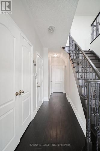 2353 Woodcrest Drive N, Oakville, ON - Indoor Photo Showing Other Room