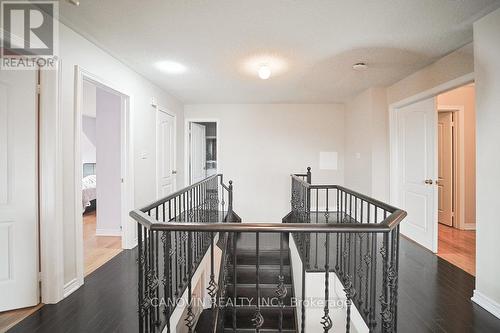 2353 Woodcrest Drive N, Oakville, ON - Indoor Photo Showing Other Room