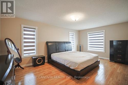 2353 Woodcrest Drive N, Oakville, ON - Indoor Photo Showing Bedroom