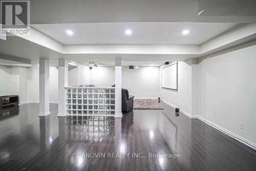 2353 Woodcrest Drive N, Oakville, ON - Indoor Photo Showing Other Room