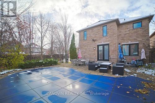 2353 Woodcrest Drive N, Oakville, ON - Outdoor