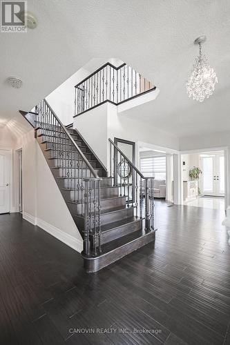 2353 Woodcrest Drive N, Oakville, ON - Indoor Photo Showing Other Room