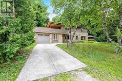 8 ANN STREET  Halton Hills, ON L7G 2V2