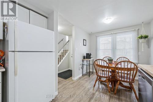 41 - 180 Marksam Road, Guelph (Willow West/Sugarbush/West Acres), ON - Indoor Photo Showing Dining Room