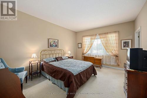 2409 Marlene Stewart Street, London South (South A), ON - Indoor Photo Showing Bedroom
