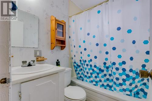 1-2 Easy Street, Hearts Delight, NL - Indoor Photo Showing Bathroom