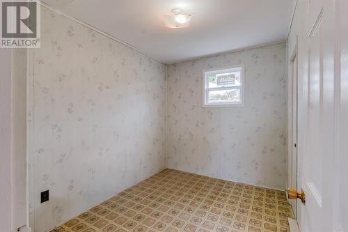 1-2 Easy Street, Hearts Delight, NL - Indoor Photo Showing Other Room