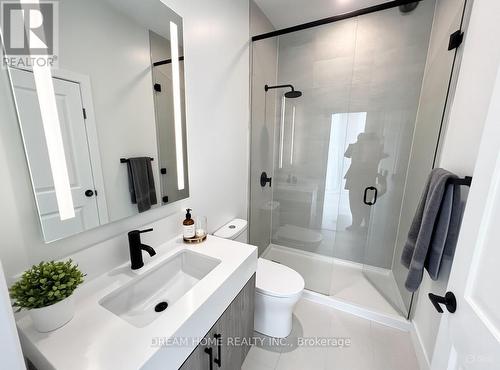 715 - 308 Jarvis Street, Toronto, ON - Indoor Photo Showing Bathroom