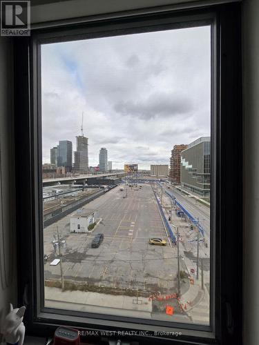 617 - 12 Bonnycastle Street, Toronto, ON -  Photo Showing Other Room