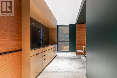 4402 - 327 King Street W, Toronto, ON - Indoor Photo Showing Other Room
