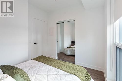 4402 - 327 King Street W, Toronto, ON - Indoor Photo Showing Bedroom