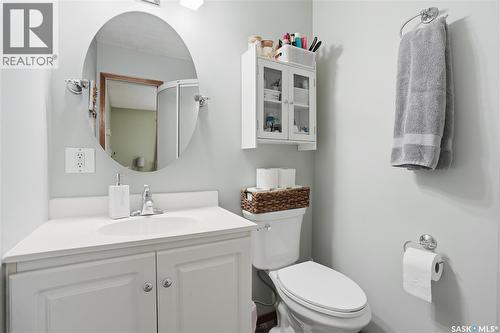 2815 Corbett Road, Regina, SK - Indoor Photo Showing Bathroom